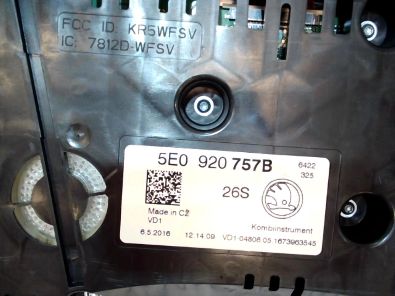 Compteur SKODA OCTAVIA 3 PHASE 1 BREAK Diesel - 1