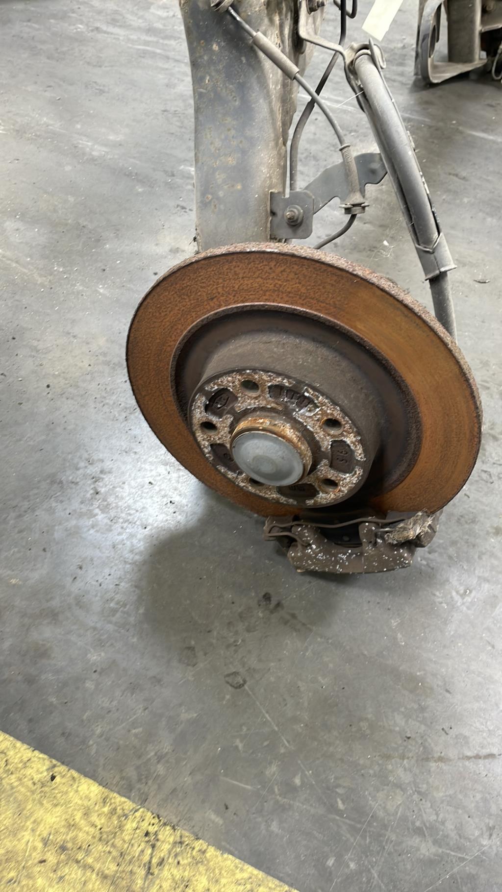 Train arriere complet RENAULT LAGUNA 3 PHASE 3 BREAK Diesel - 1