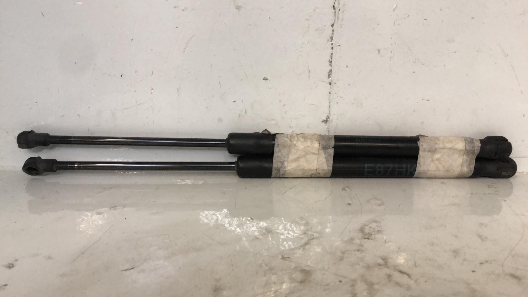 Verin de coffre BMW SERIE 1 E87 PHASE 2 Diesel - 1