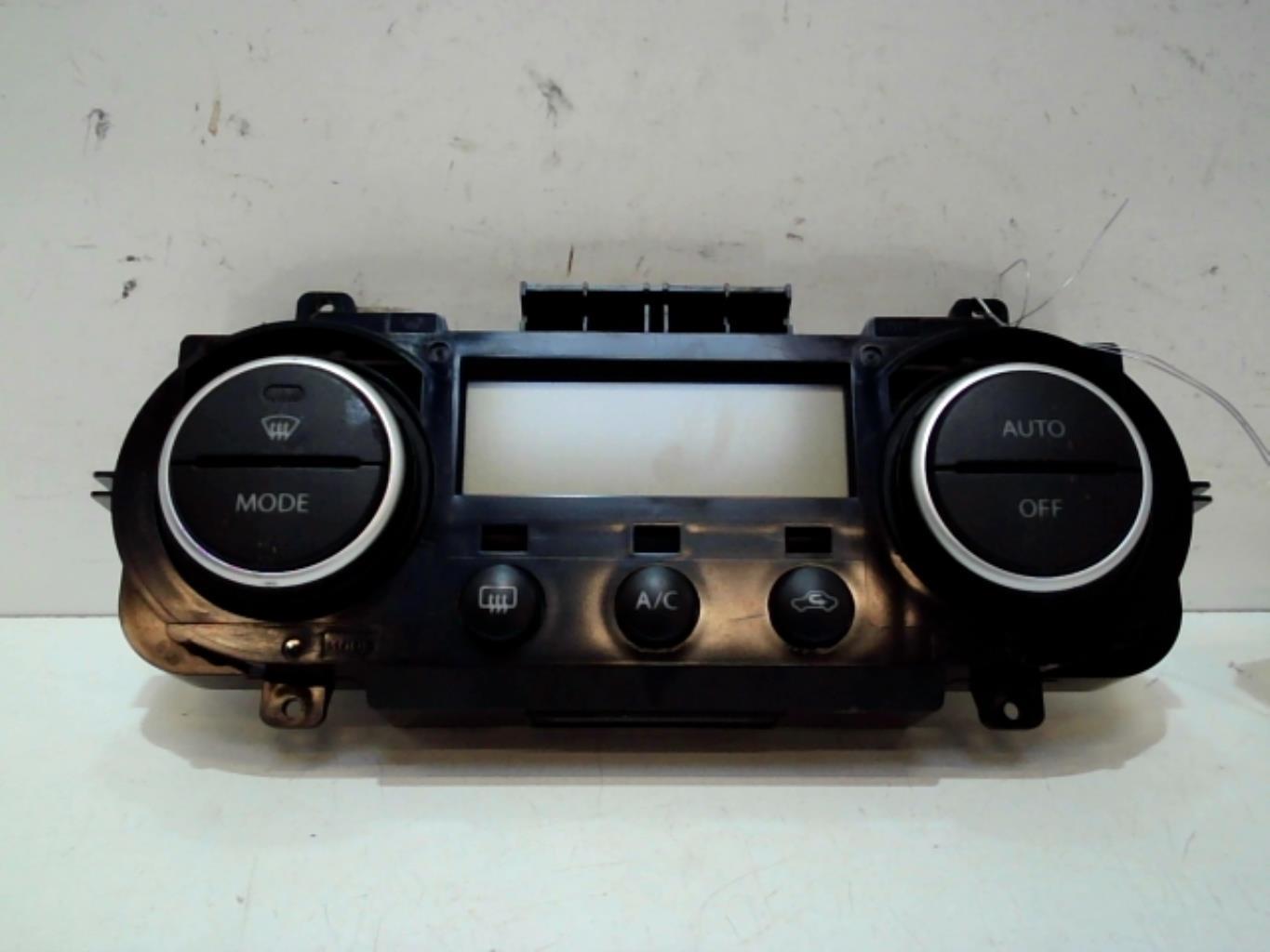 Commande chauffage SUZUKI SWIFT 3 Essence - 1