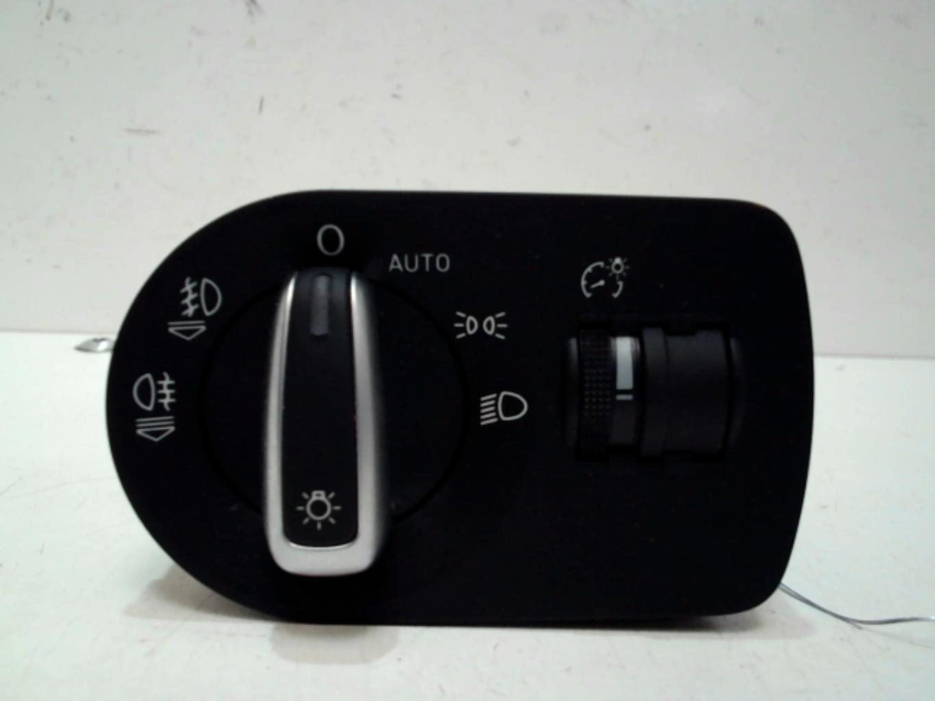 Commande de phare AUDI Q3 1 PHASE 1 Diesel - 1