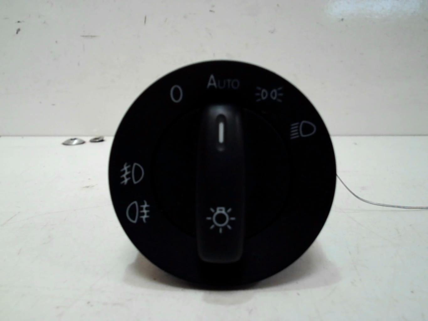 Commande de phare VOLKSWAGEN PASSAT 5 BREAK Diesel - 1