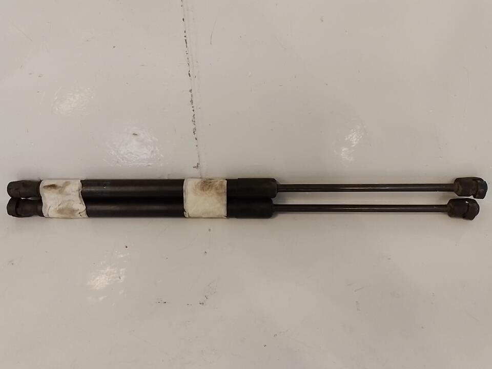 Verin de coffre VOLKSWAGEN PASSAT 5 BREAK Diesel - 1