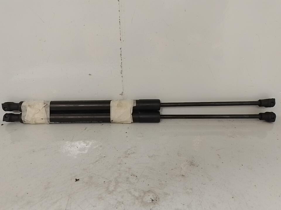 Verin de coffre RENAULT CLIO 4 PHASE 1 Essence - 1