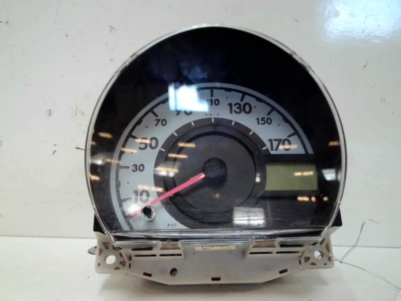 Compteur TOYOTA AYGO 1 PHASE 2 Essence - 1