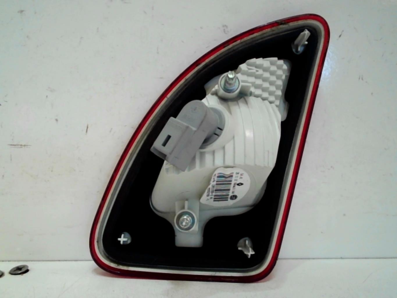 Feu arriere secondaire gauche (feux) RENAULT TWINGO 2 PHASE 2 Essence - 1