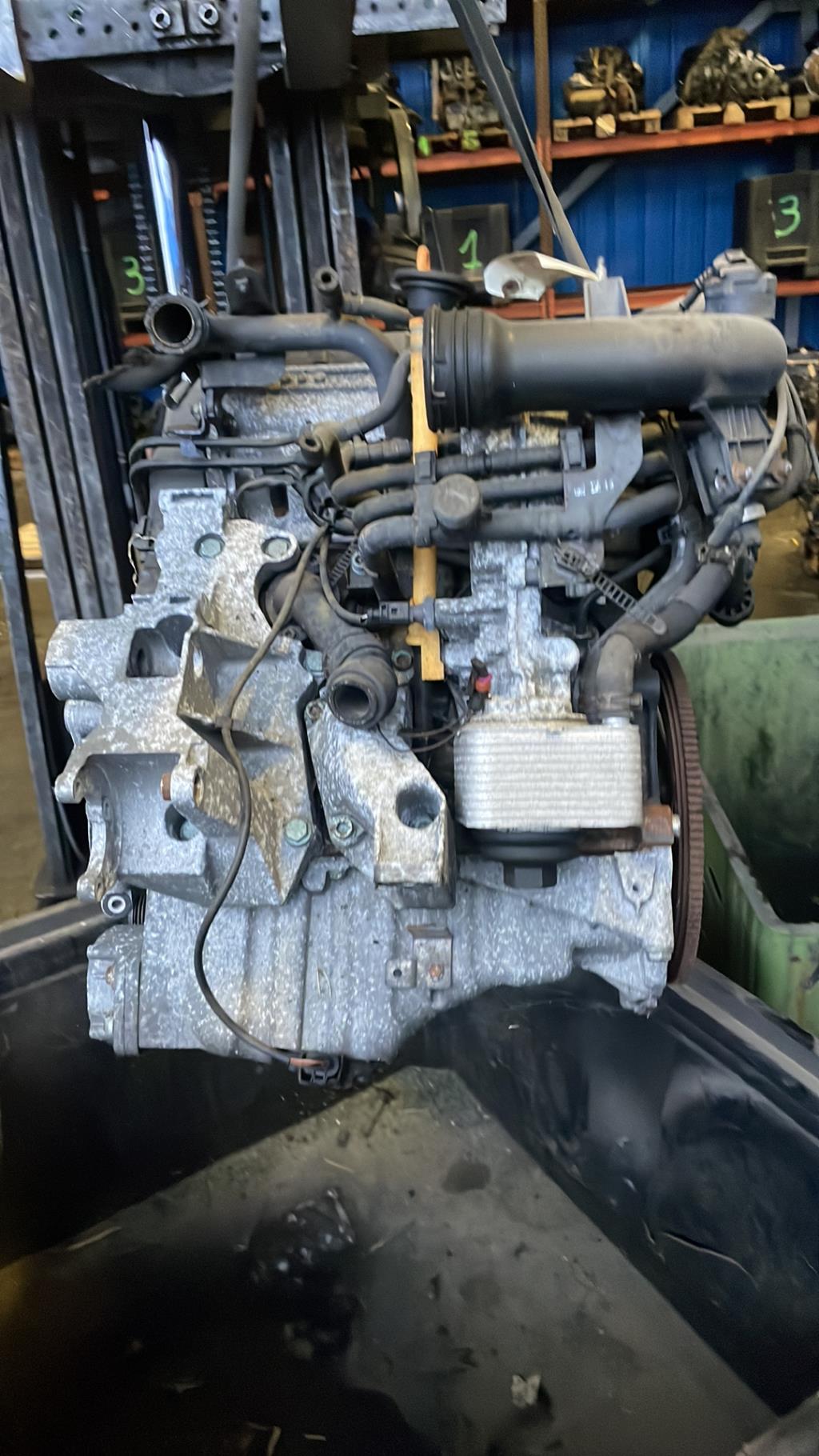Moteur VOLKSWAGEN PASSAT 4 PHASE 2 BREAK Diesel - 1