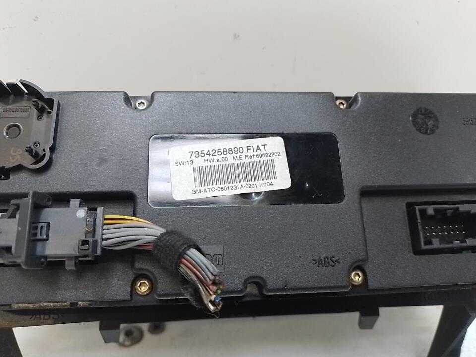 Commande chauffage FIAT CROMA 2 PHASE 1 BREAK Diesel - 1