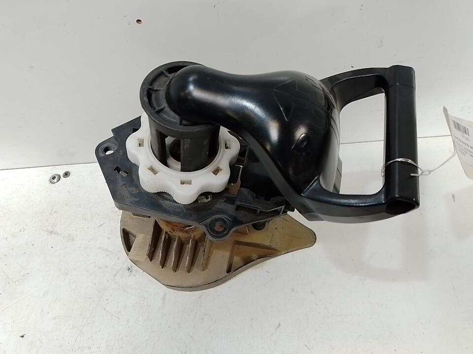Treuil de roue de secours RENAULT CLIO 3 PHASE 1 Diesel - 1