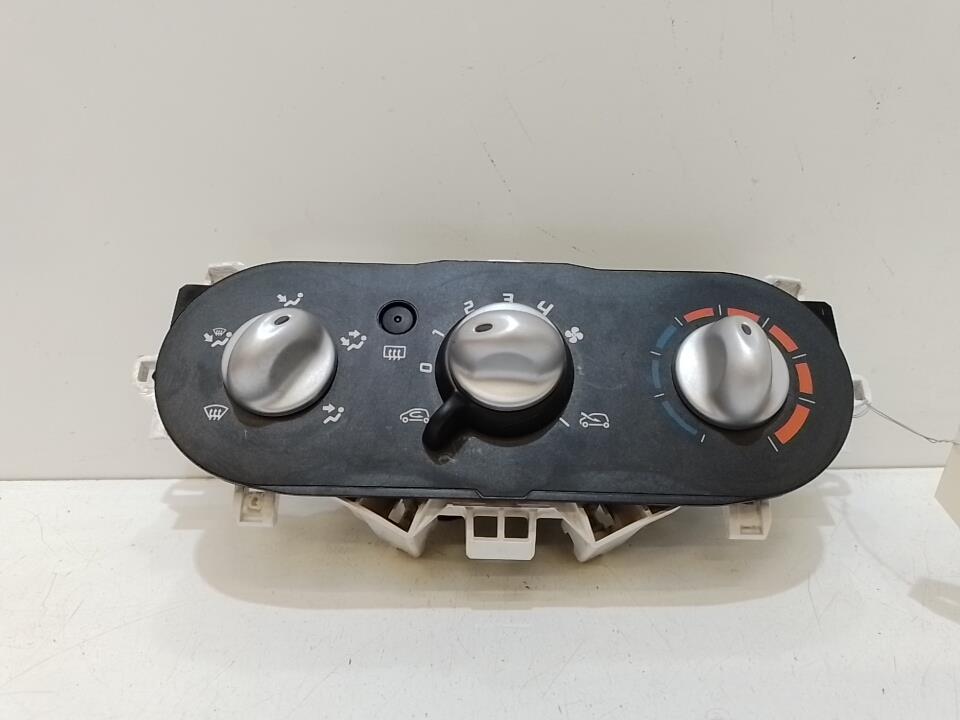 Commande chauffage RENAULT TWINGO 2 PHASE 1 Essence - 1