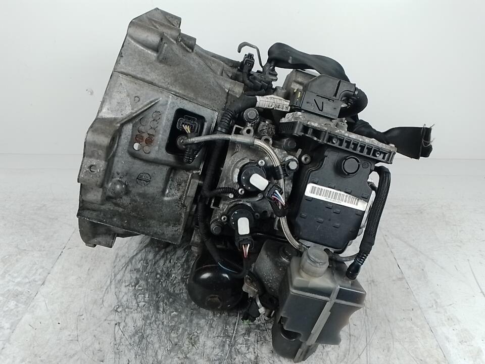 Boite de vitesses PEUGEOT 208 1 PHASE 1 Diesel - 1