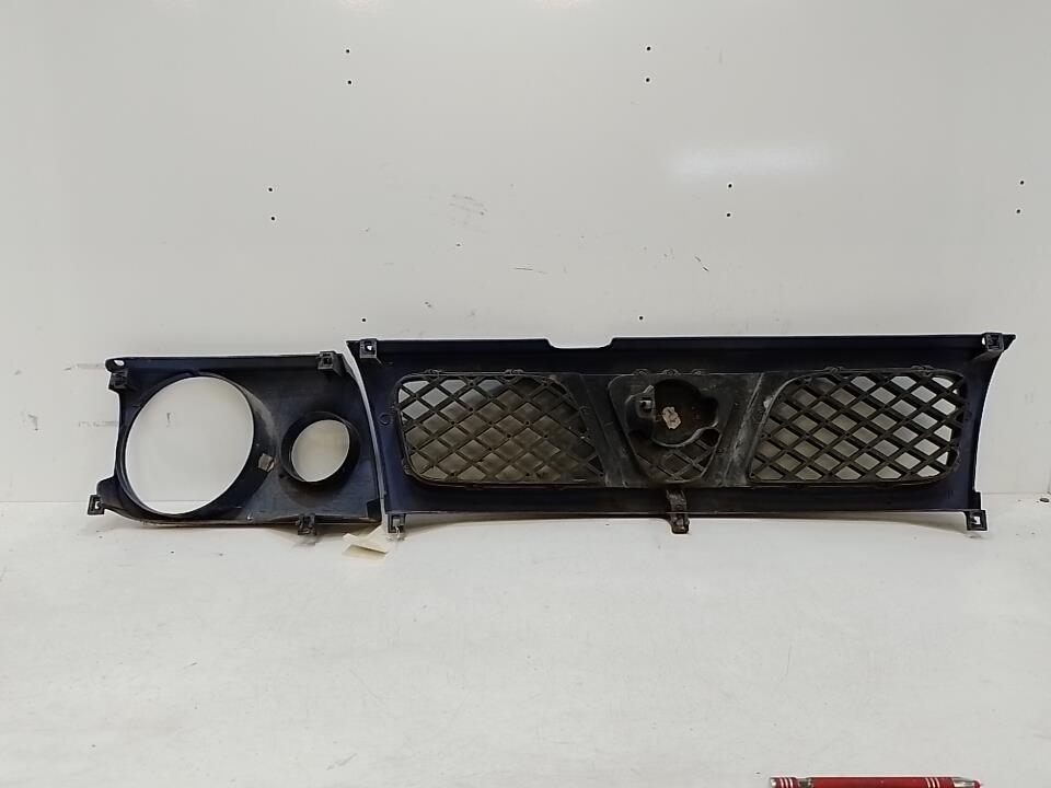 Calandre NISSAN TERRANO 2 PHASE 2 Diesel - 1