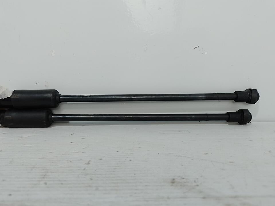 Verin de coffre CITROEN C3 3 PHASE 1 Diesel - 1
