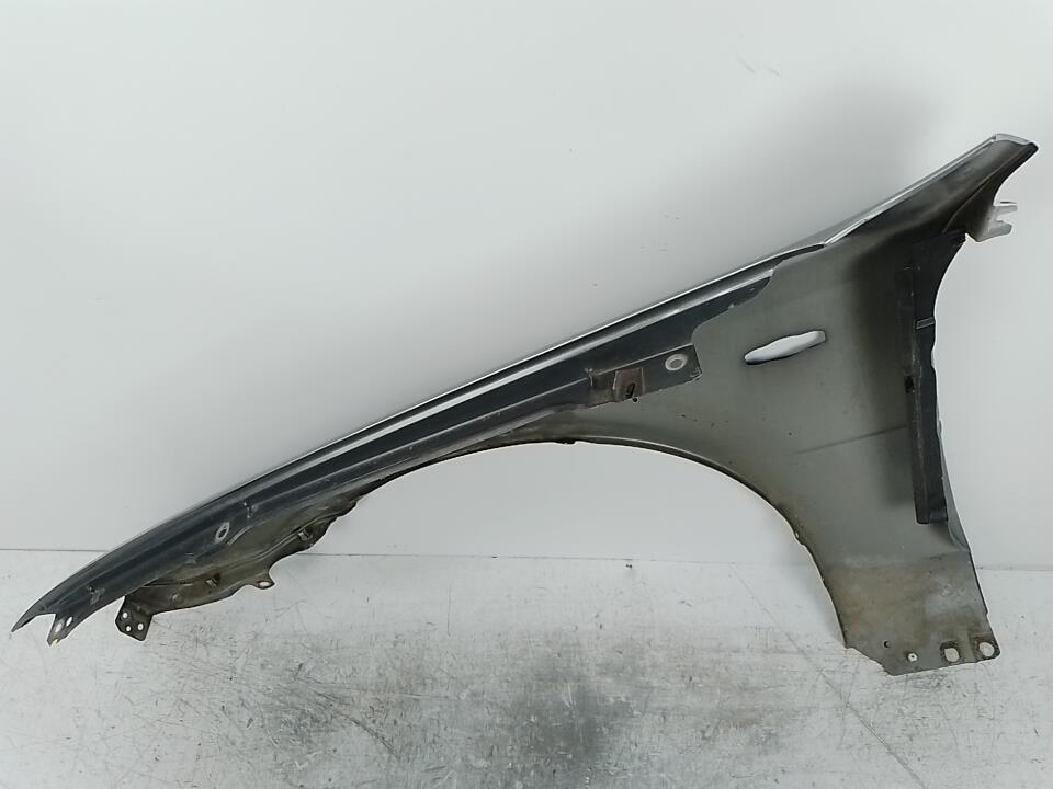 Aile avant droit MAZDA 323 6 Diesel - 1