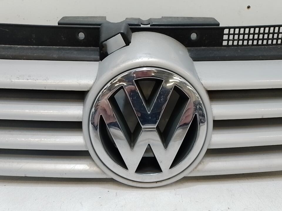 Calandre VOLKSWAGEN BORA Essence - 1