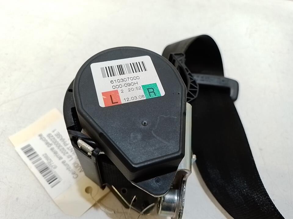 Ceinture arriere gauche AUDI A4 3 AVANT PHASE 1 BREAK Diesel - 1