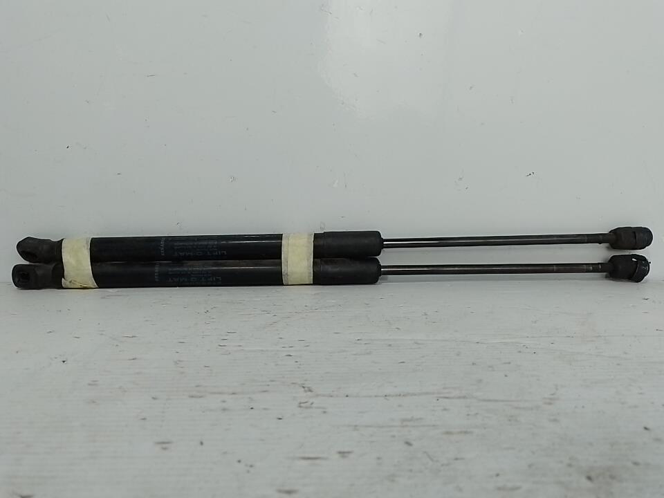 Verin de coffre RENAULT CLIO 3 PHASE 2 BREAK Diesel - 1