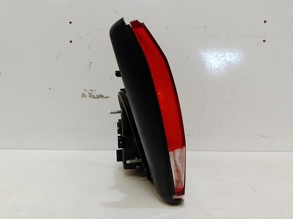 Feu arriere secondaire gauche (feux) VOLKSWAGEN GOLF 6 Essence - 1