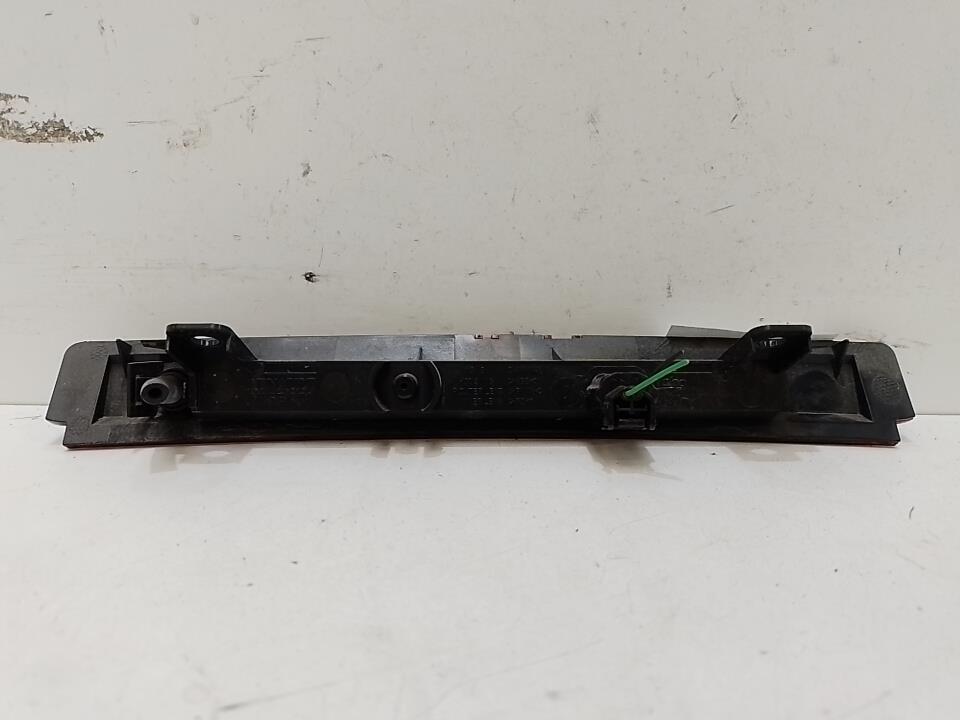 Feu arriere stop central RENAULT CLIO 4 PHASE 2 Diesel - 1