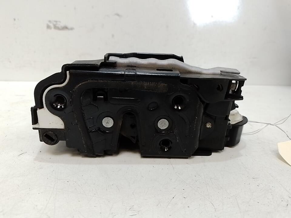 Serrure avant droit VOLKSWAGEN GOLF 6 Diesel - 1