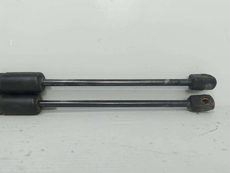 Verin de coffre VOLKSWAGEN GOLF 6 Diesel - 1