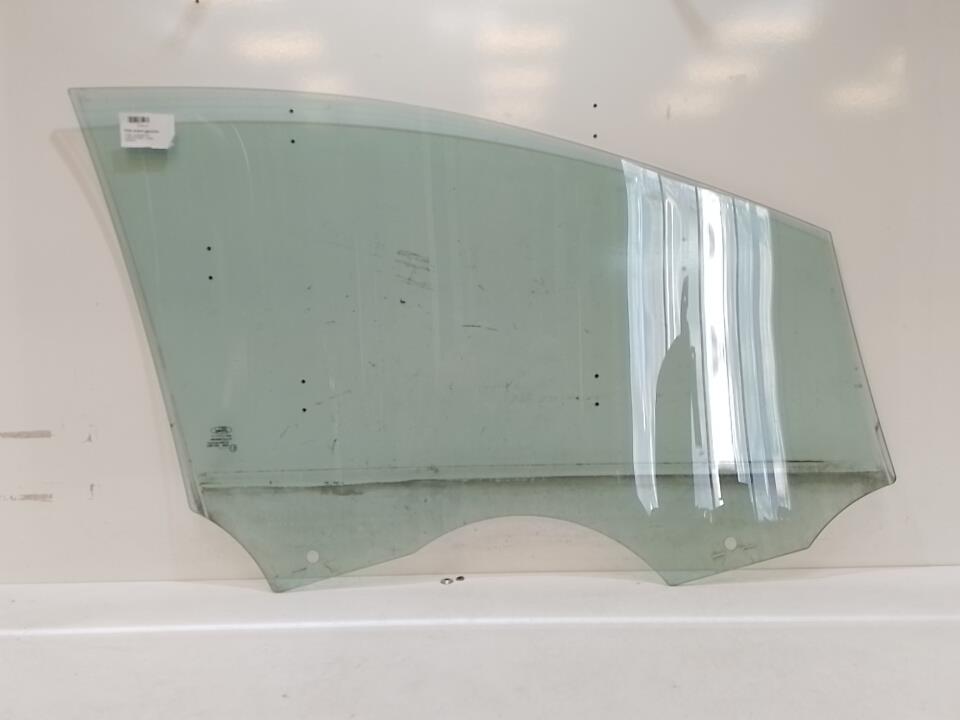Vitre avant gauche FORD C-MAX 2 PHASE 1 Diesel - 1
