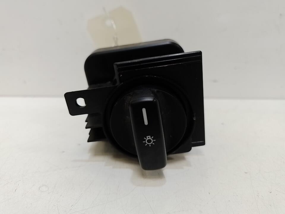 Commande de phare MERCEDES CLASSE B 245 PHASE 2 Diesel - 1