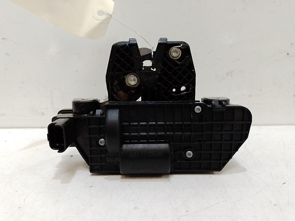 Serrure de coffre CITROEN C3 2 PHASE 2 Essence - 1