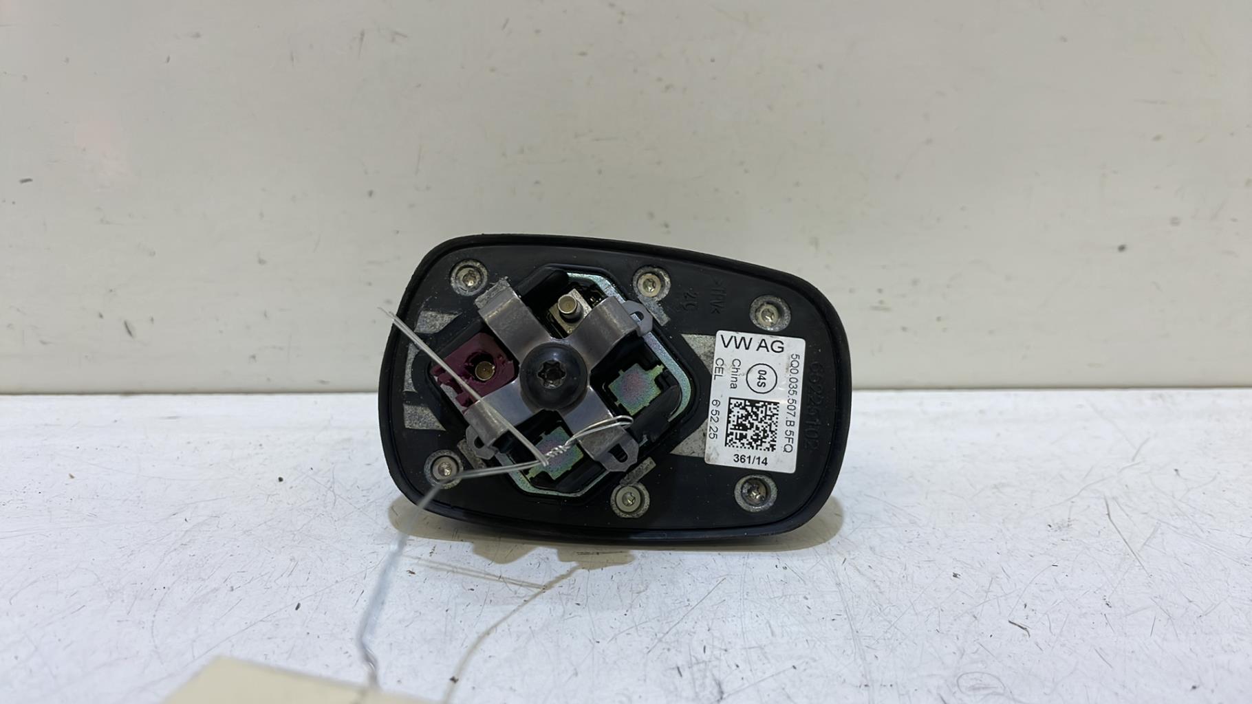Antenne VOLKSWAGEN GOLF 7 PHASE 1 Diesel - 1
