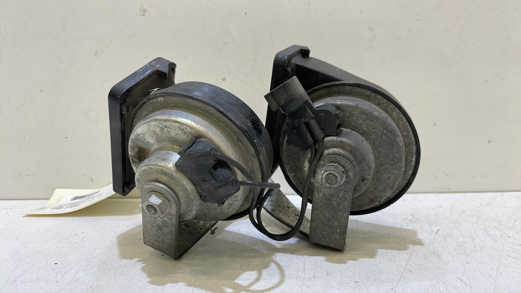 Avertisseur/Klaxon OPEL ASTRA J PHASE 1 Diesel - 1
