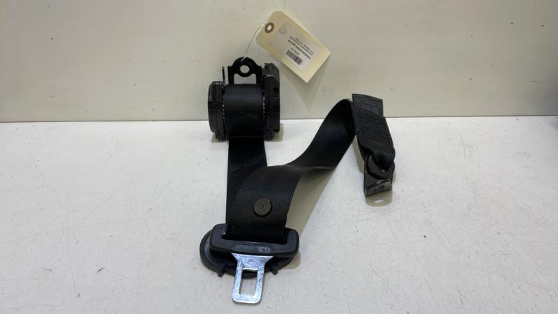 Ceinture arriere gauche VOLKSWAGEN FOX Essence - 1