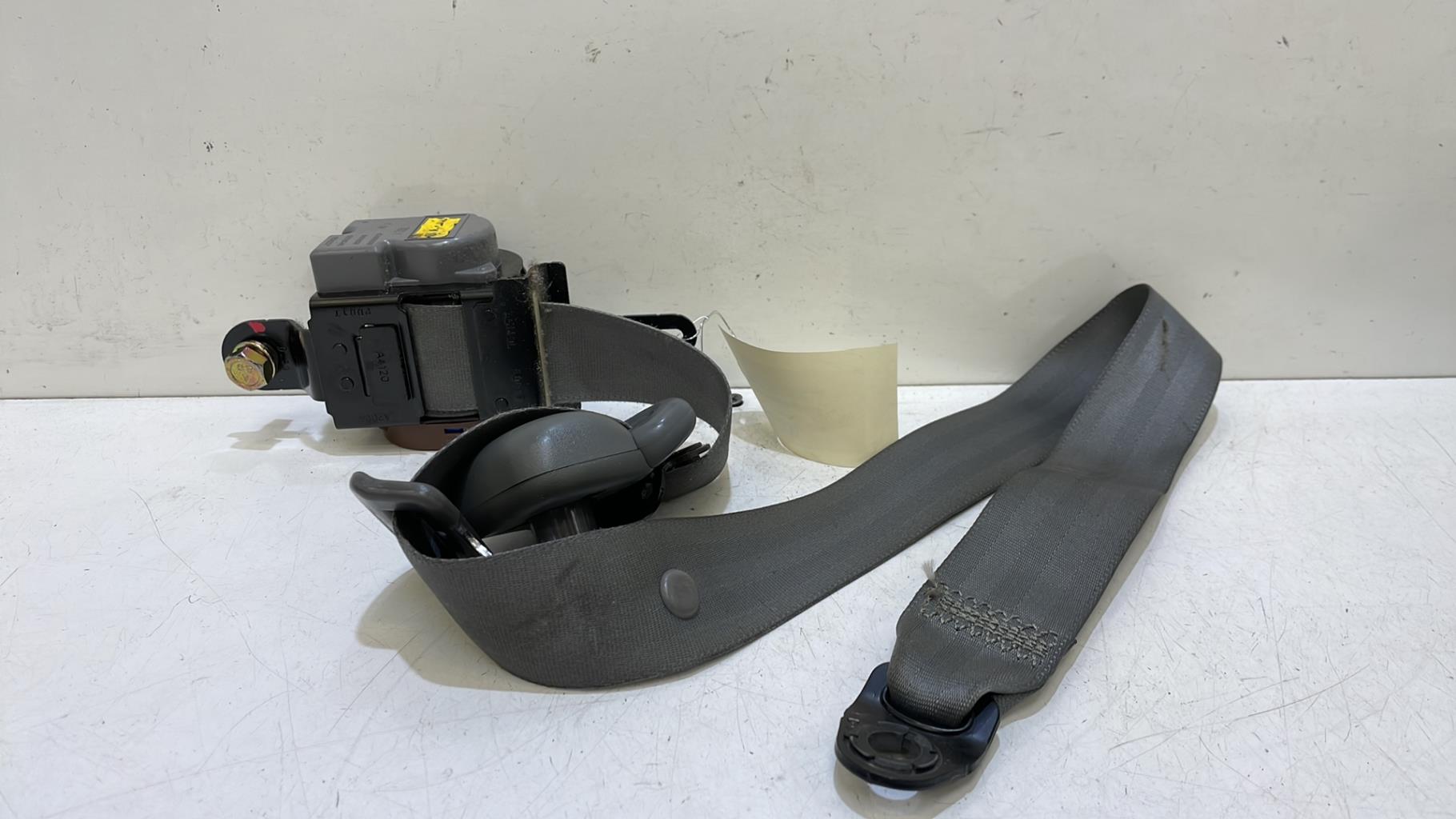 Ceinture avant gauche DAEWOO NUBIRA 2 Essence - 1
