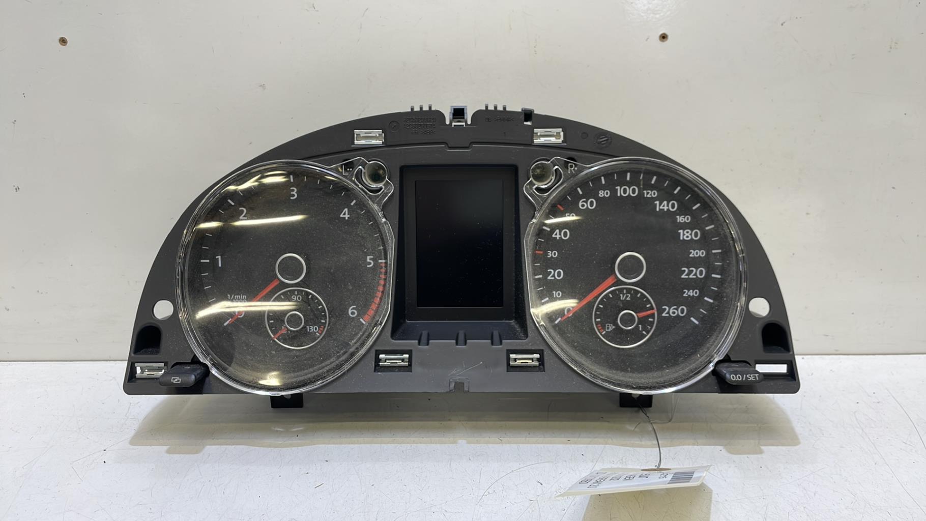 Compteur VOLKSWAGEN PASSAT 6 BREAK Diesel - 1