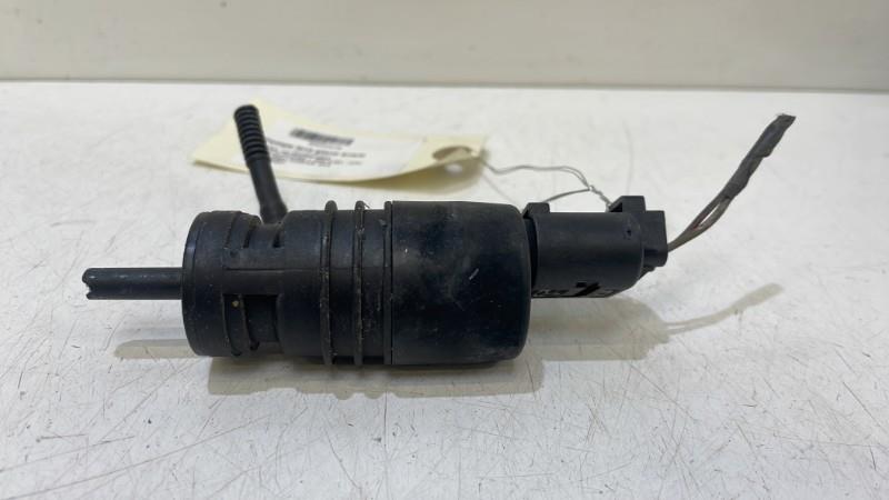 Pompe lave glace avant BMW X5 E70 PHASE 1 Diesel - 1