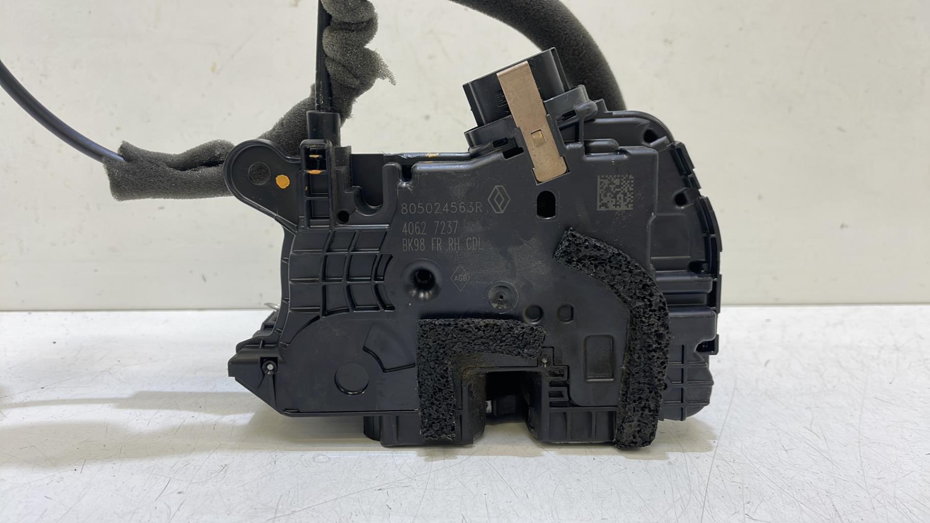 Serrure avant droit RENAULT CLIO 4 PHASE 2 Essence - 1