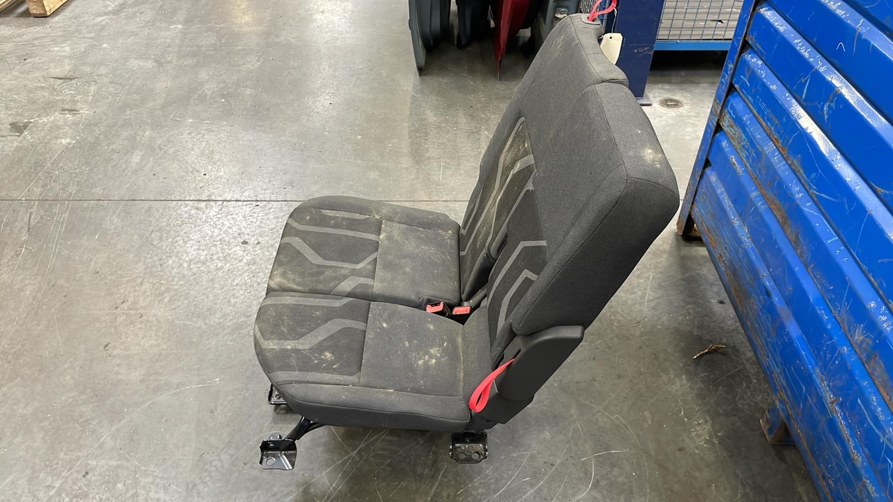 Siege avant droit (banquette double) FORD TRANSIT CONNECT 2 PHASE 1 Diesel - 1