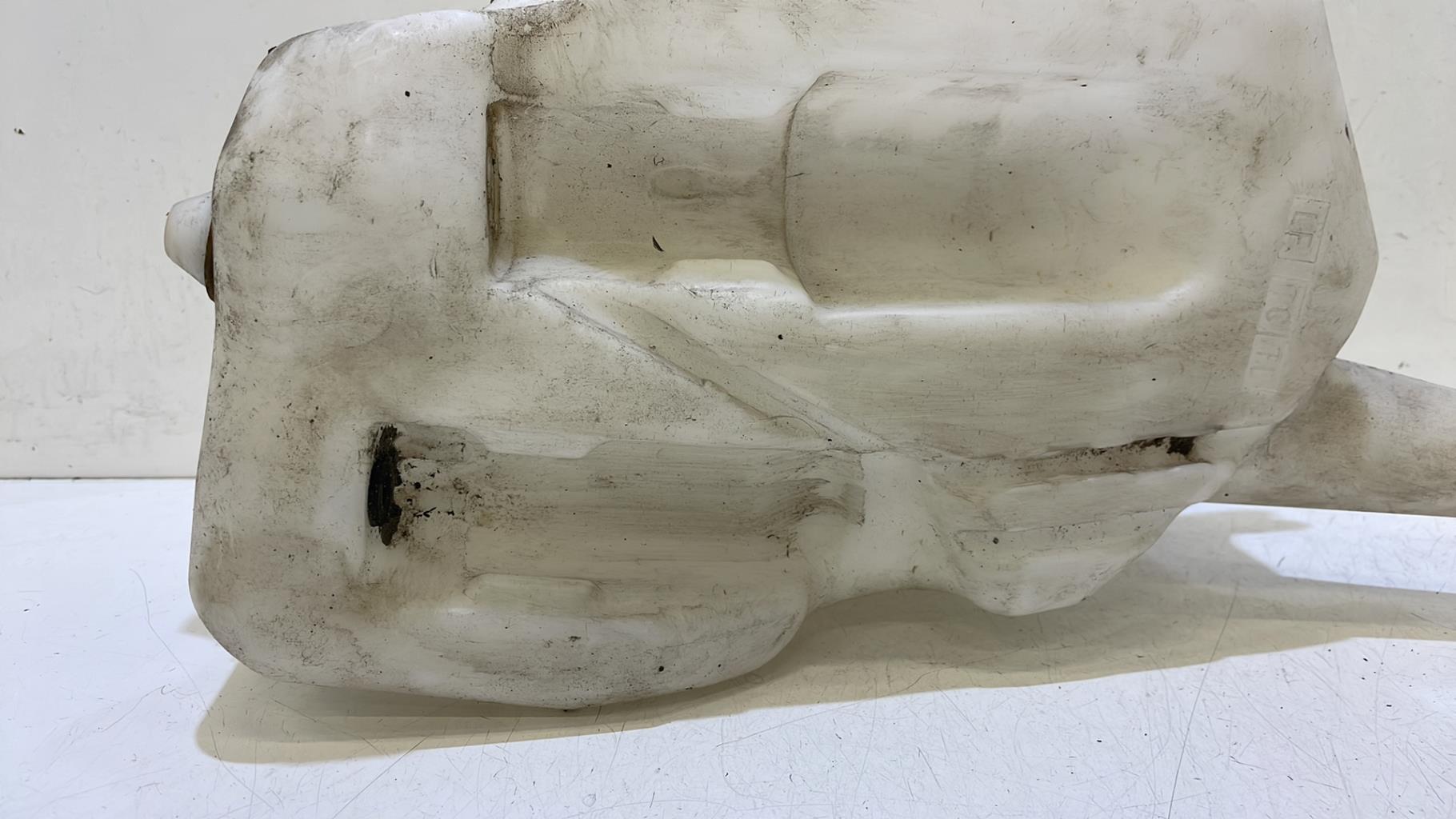Vase de lave glace ALFA ROMEO 159 BREAK Diesel - 1