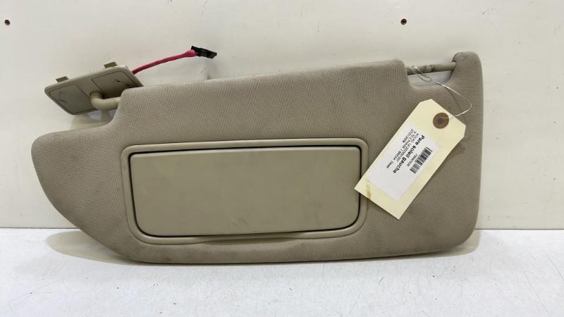 Pare soleil gauche VOLVO V 70 2 PHASE 1 BREAK Diesel - 1