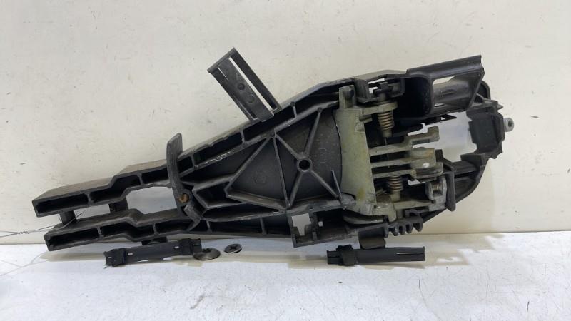 Support poignee porte arriere droite BMW X5 E70 PHASE 1 Diesel - 1