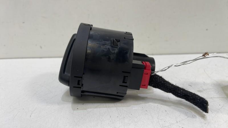 Commande de phare VOLKSWAGEN POLO 6 PHASE 1 Essence - 1