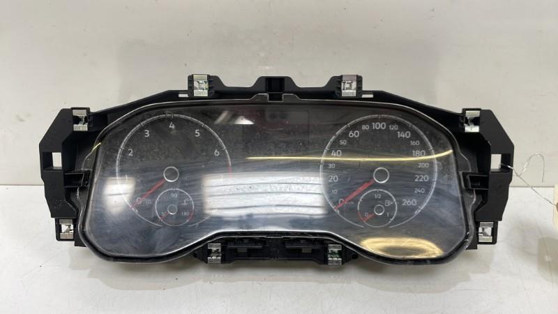 Compteur VOLKSWAGEN POLO 6 PHASE 1 Essence - 1