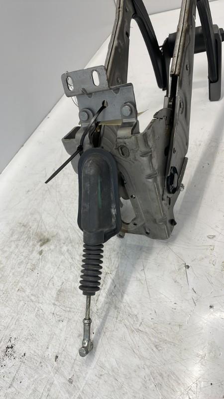 Levier frein à main OPEL ZAFIRA B PHASE 1 Diesel - 1
