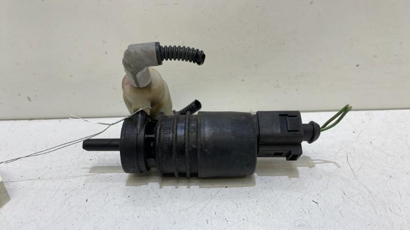 Pompe lave glace avant SKODA FABIA 2 PHASE 1 BREAK Diesel - 1