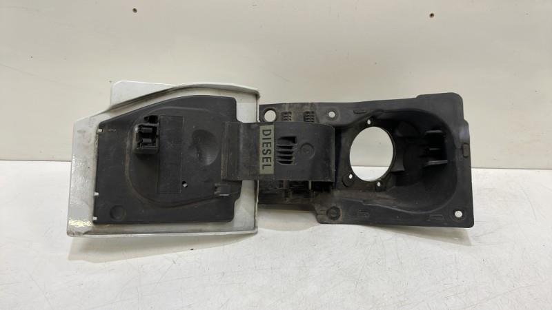 Trappe d'essence RENAULT TRAFIC 3 COURT PHASE 1 Diesel - 1