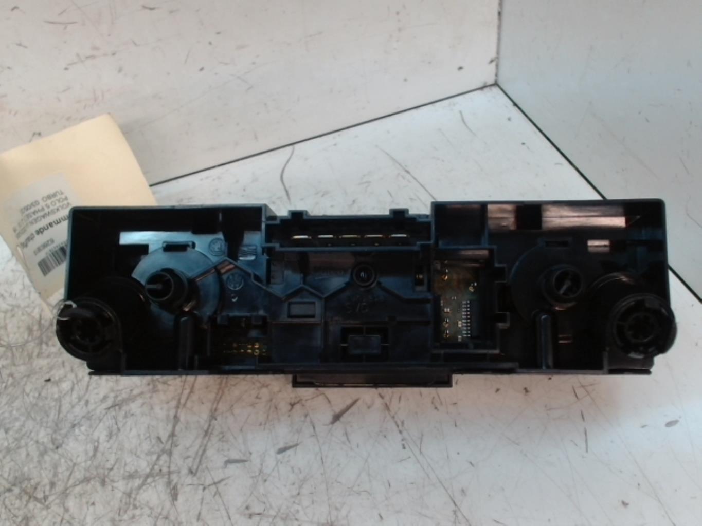 Commande chauffage VOLKSWAGEN POLO 5 PHASE 2 Essence - 1