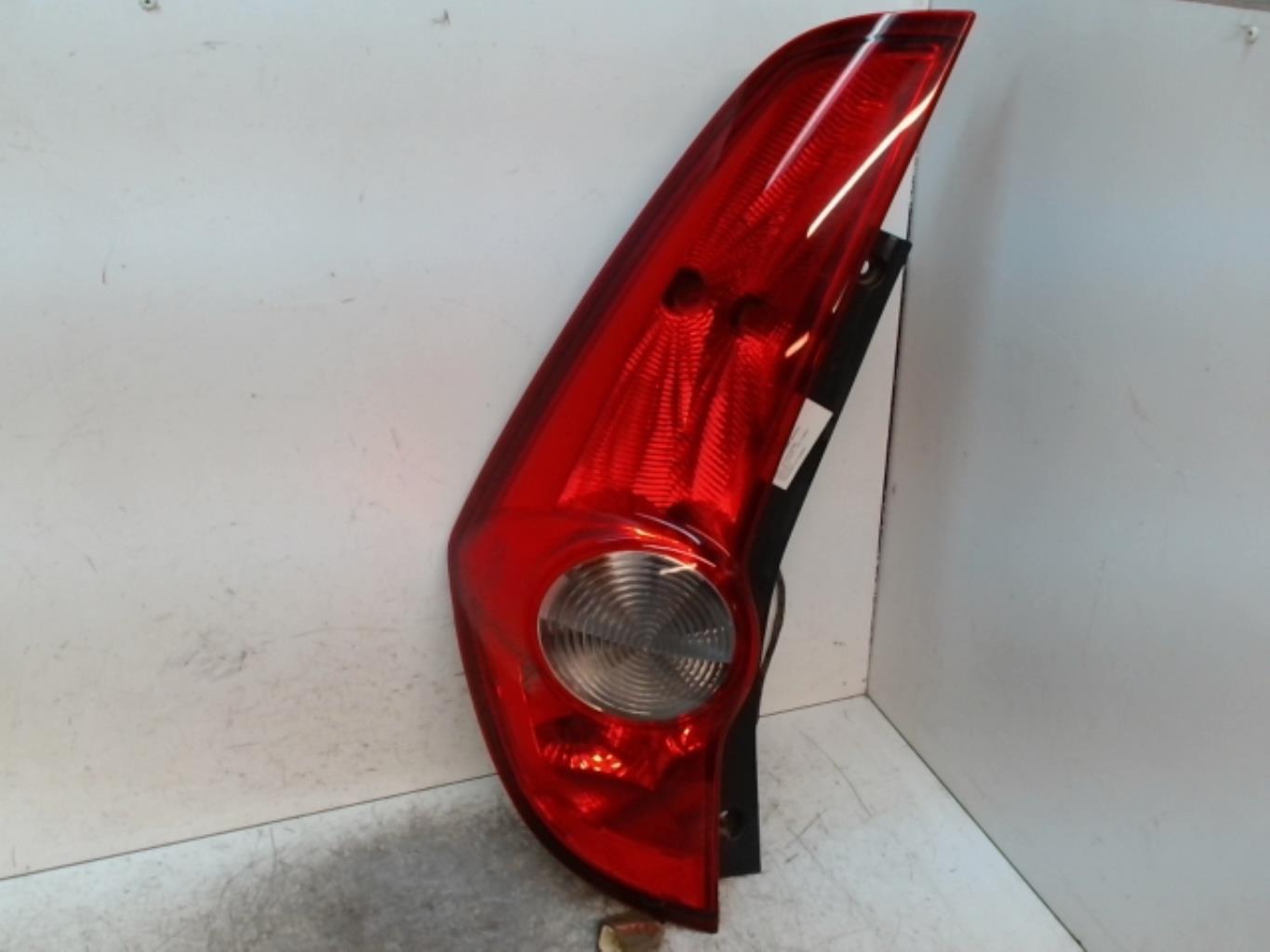 Fanale posteriore principale sinistro (luci) OPEL AGILA B Diésel - 1