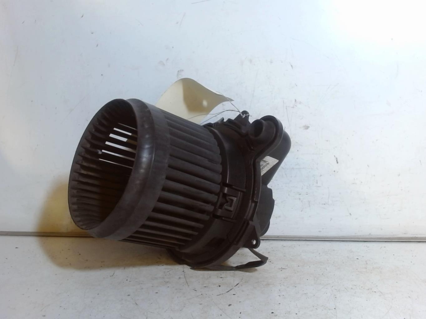 Pulseur d'air RENAULT CLIO 4 PHASE 1 Essence - 1