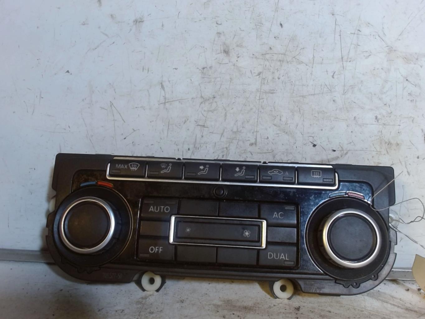 Commande chauffage VOLKSWAGEN GOLF 6 Diesel - 1