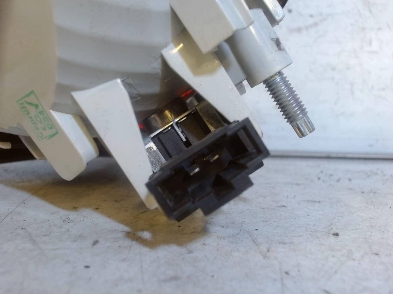 Feu arriere secondaire gauche (feux) AUDI A4 2 PHASE 2 Diesel - 1