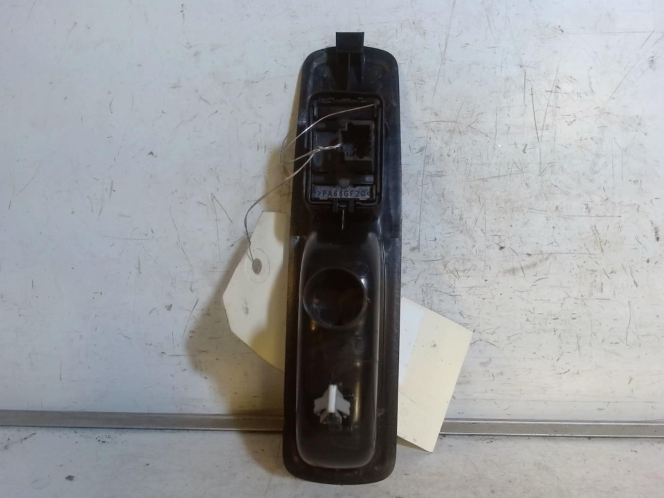 Interruttore lavacristalli posteriore sinistro RENAULT SCENIC 3 PHASE 2 Diésel - 1